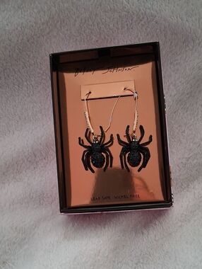 Betsey Johnson Black Spider Drop Earrings